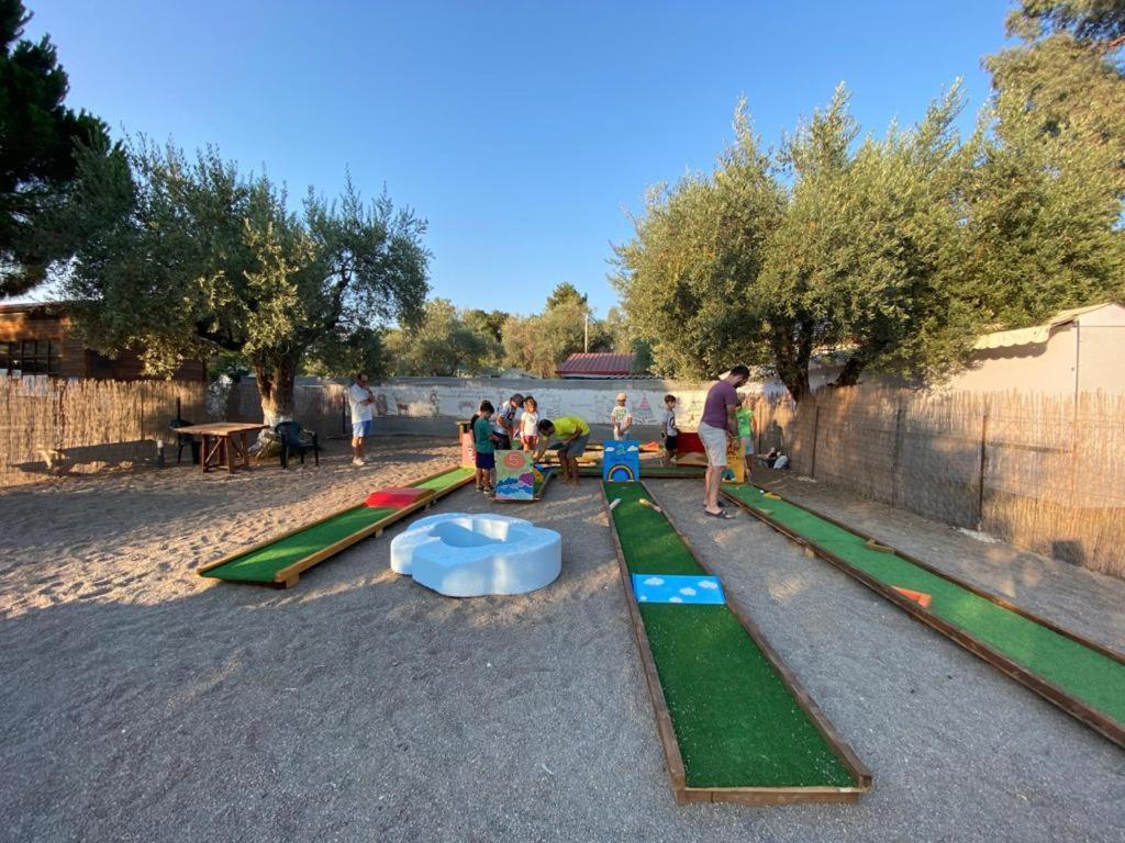 Nisi Glamping Hotell Paralía Rakhón Eksteriør bilde