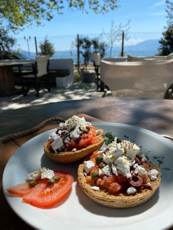 Nisi Glamping Hotell Paralía Rakhón Eksteriør bilde